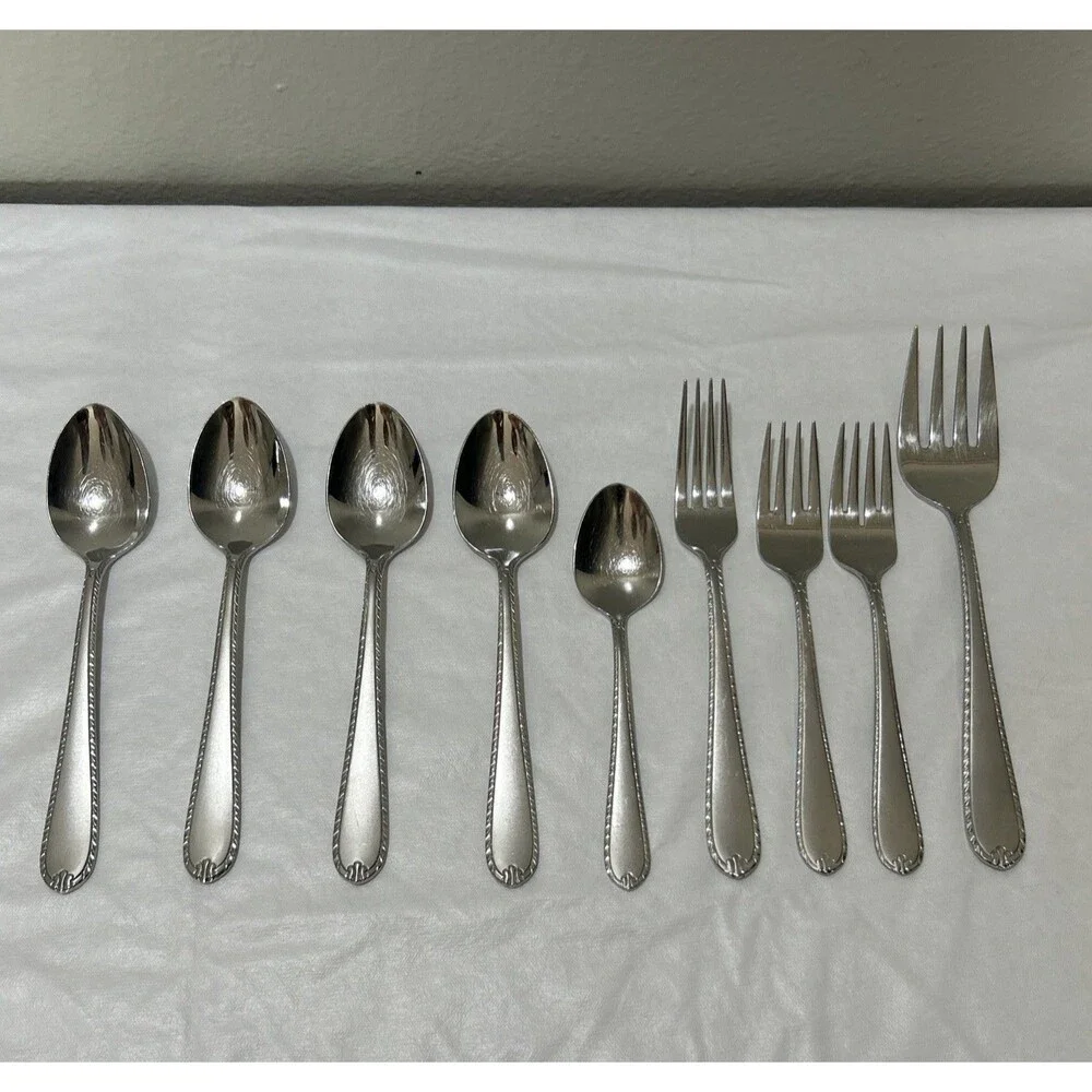 Lot of 9 Hampton Silversmiths 709 Korea 18/10 Stainless Flatware Serv Ware